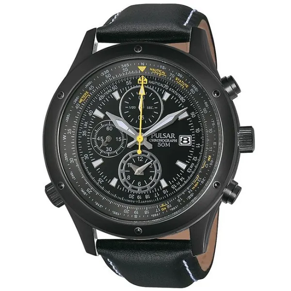 La montre pulsar de type aviation pour hommes avec boitier noir carboné et aiguille jaune.