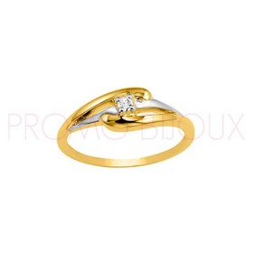 Bague Plaqué Or avec Oxydes de Zirconium Blancs